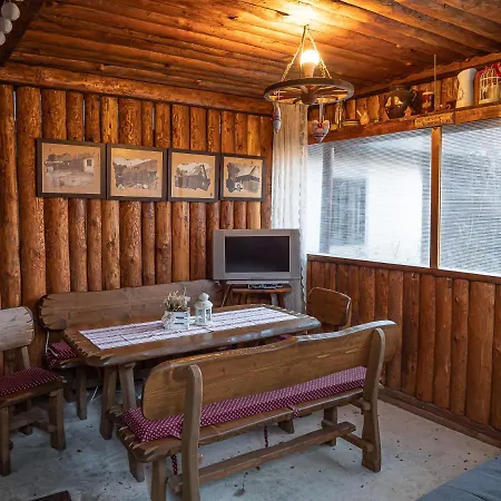 Semesterbostad Drevenica Za Vodou *